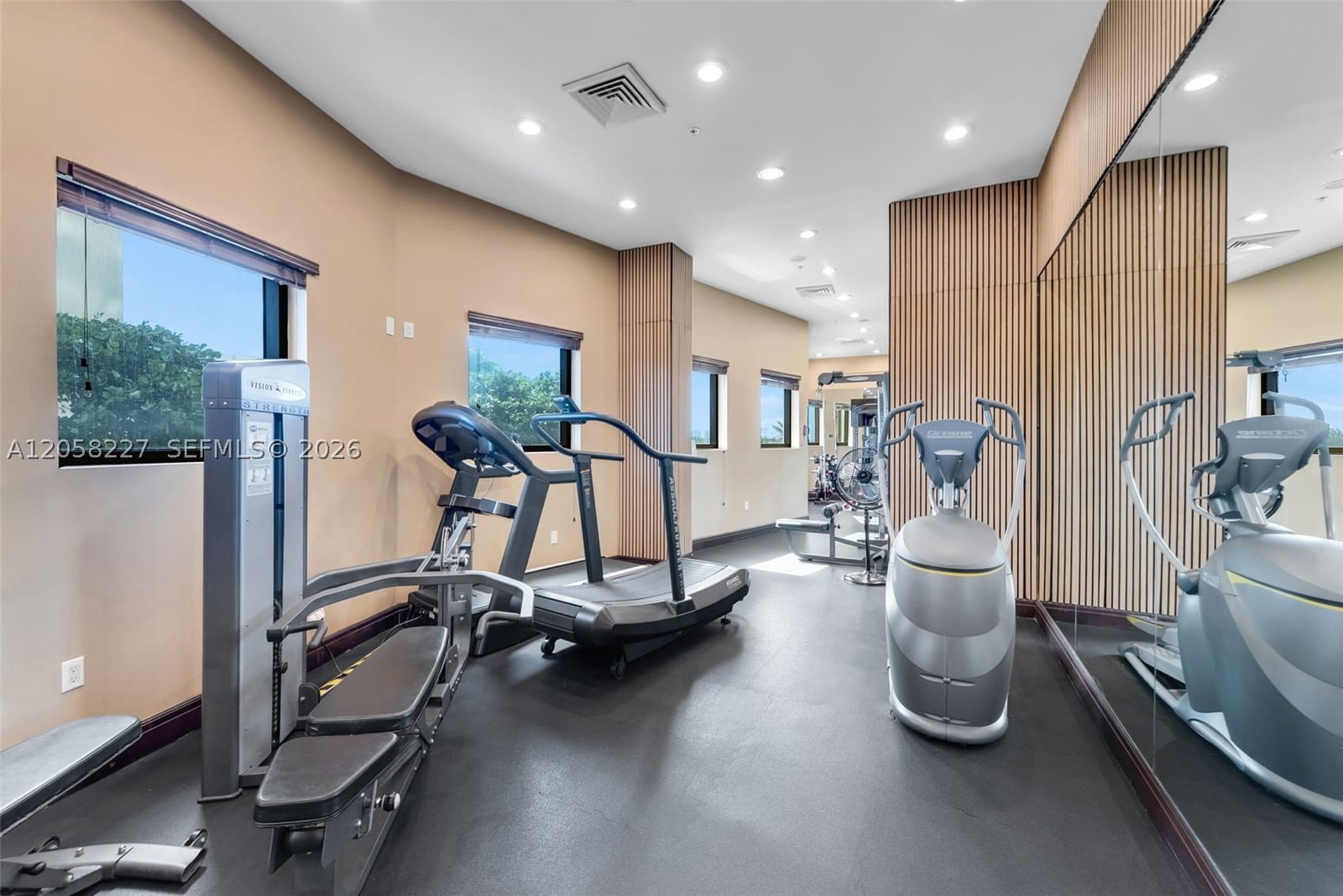 Real estate property located at 16275 Collins Ave #1604, Miami-dade, Sayan Condo, Sunny Isles Beach, FL