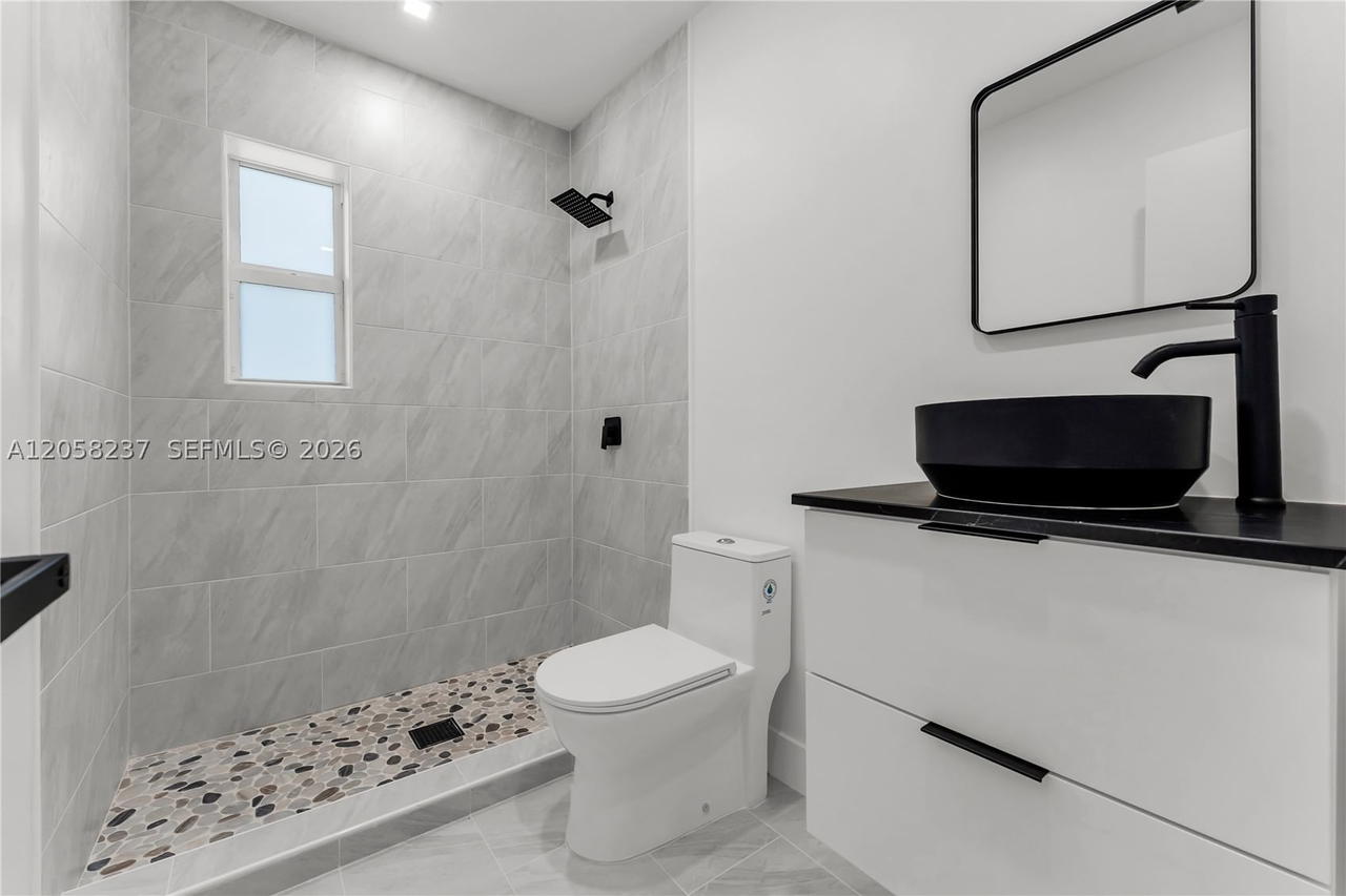 Real estate property located at 3611 36th St, Broward, Lake Forest Sec 4, West Park, FL