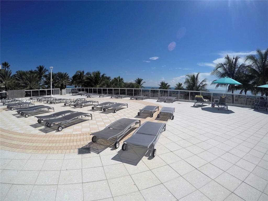 Real estate property located at 100 Lincoln Rd #602, Miami-dade, The Decoplage Condo, Miami Beach, FL