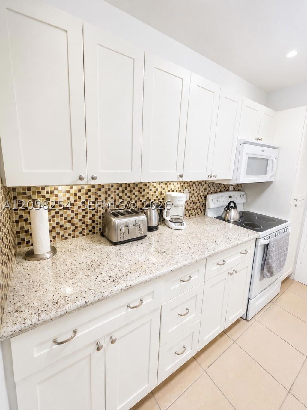 Real estate property located at 100 Lincoln Rd #602, Miami-dade, The Decoplage Condo, Miami Beach, FL