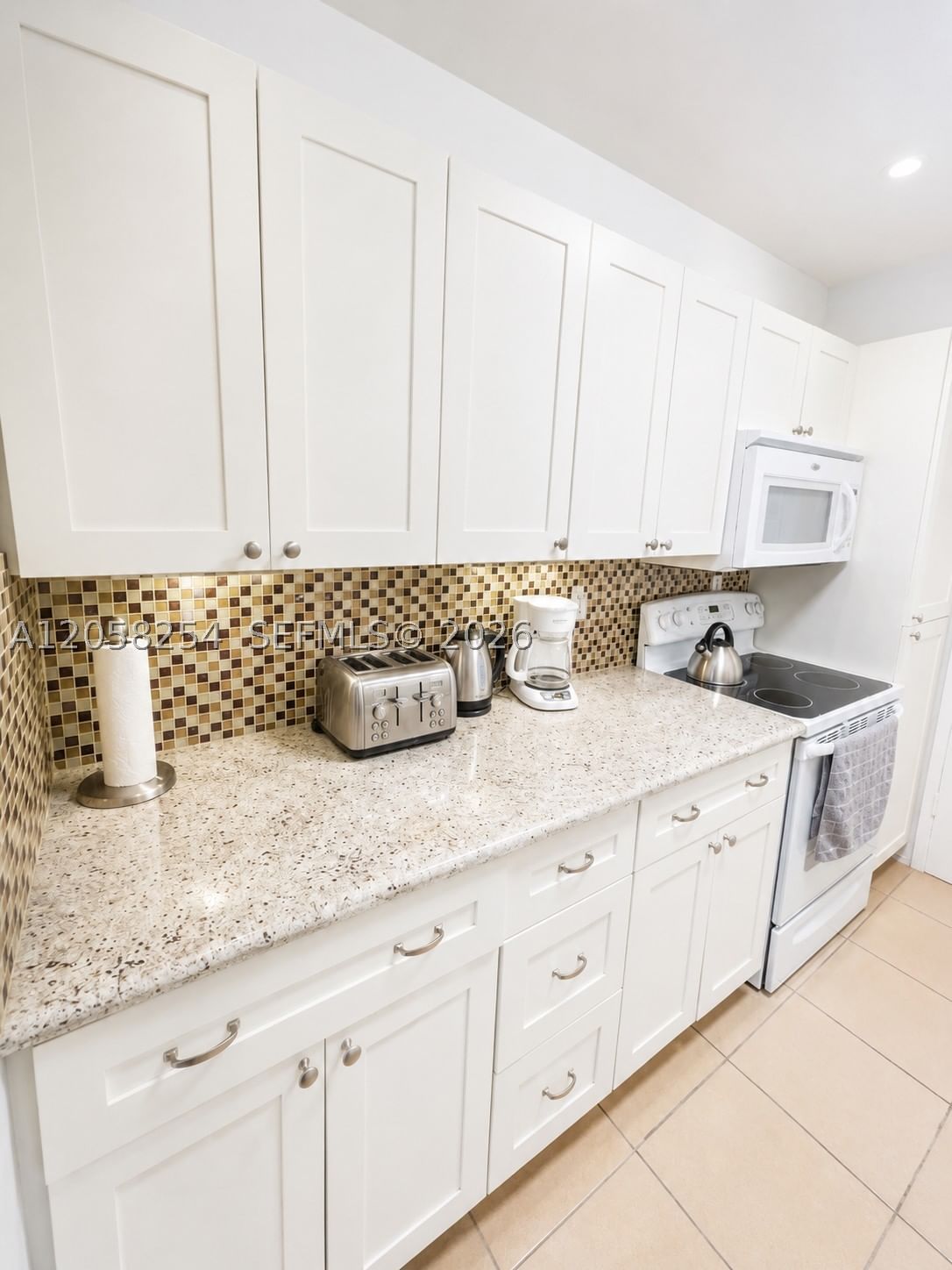 Real estate property located at 100 Lincoln Rd #602, Miami-dade, The Decoplage Condo, Miami Beach, FL