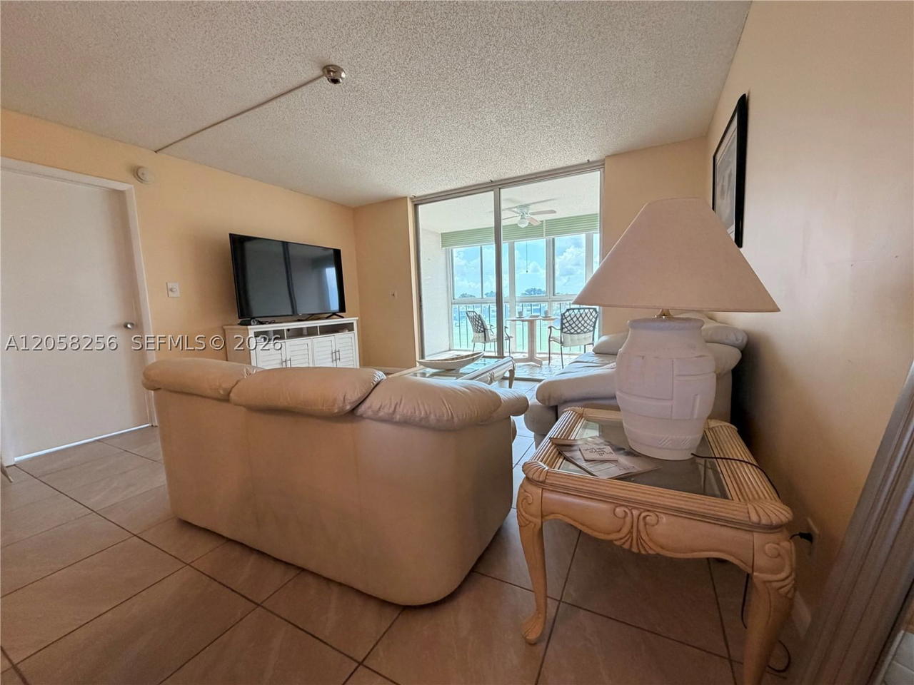 Real estate property located at 7620 18th St #403, Broward, 16 Of Palm Springs 2 Cond, Margate, FL