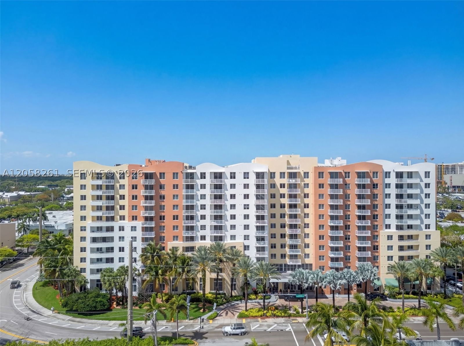 Real estate property located at 18800 29th Ave #904, Miami-dade, Venture At Aventura East, Aventura, FL