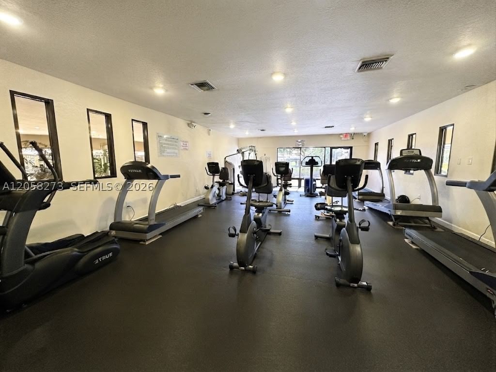 Real estate property located at 9801 Sunrise Lakes Blvd #203, Broward, Sunrise Lakes 151 Condo, Sunrise, FL