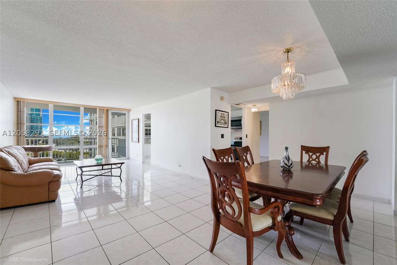 Real estate property located at 231 174th St #617, Miami-dade, Winston Towers 400 Condo, Sunny Isles Beach, FL