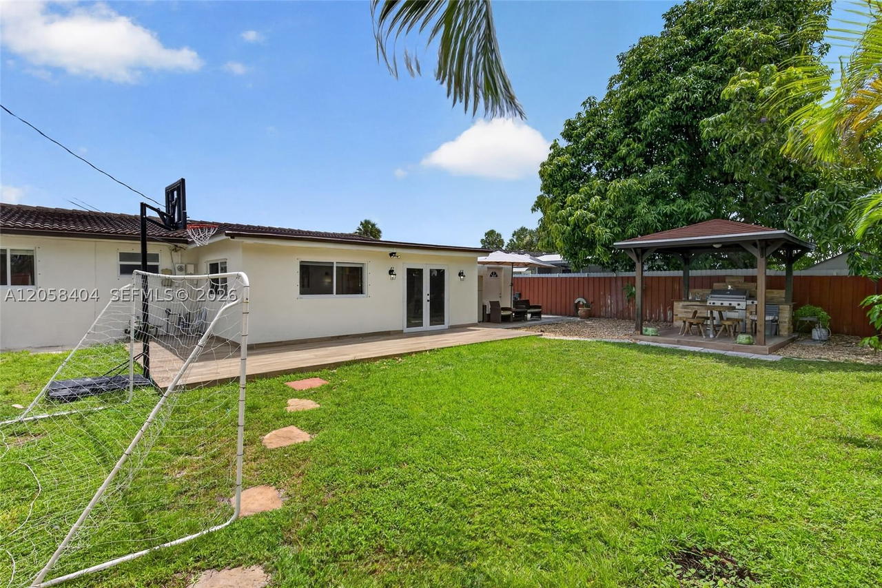 Real estate property located at 1271 78th St, Miami-dade, Palm Lakes Sec 1, Hialeah, FL