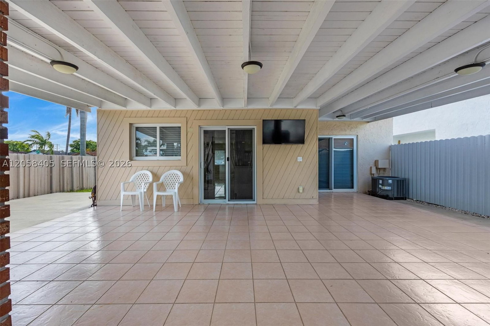 Real estate property located at 1616 137th Pl, Miami-dade, Irenca Sub, Miami, FL