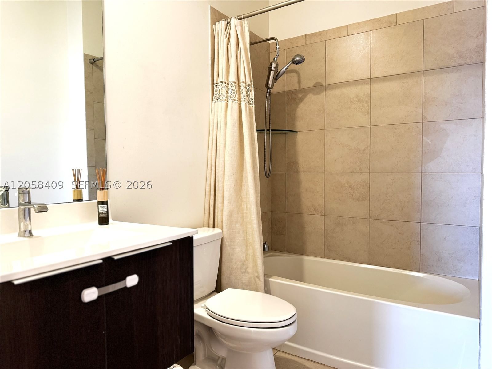 Real estate property located at 10455 82nd St #35, Miami-dade, Highland At Park Central, Doral, FL
