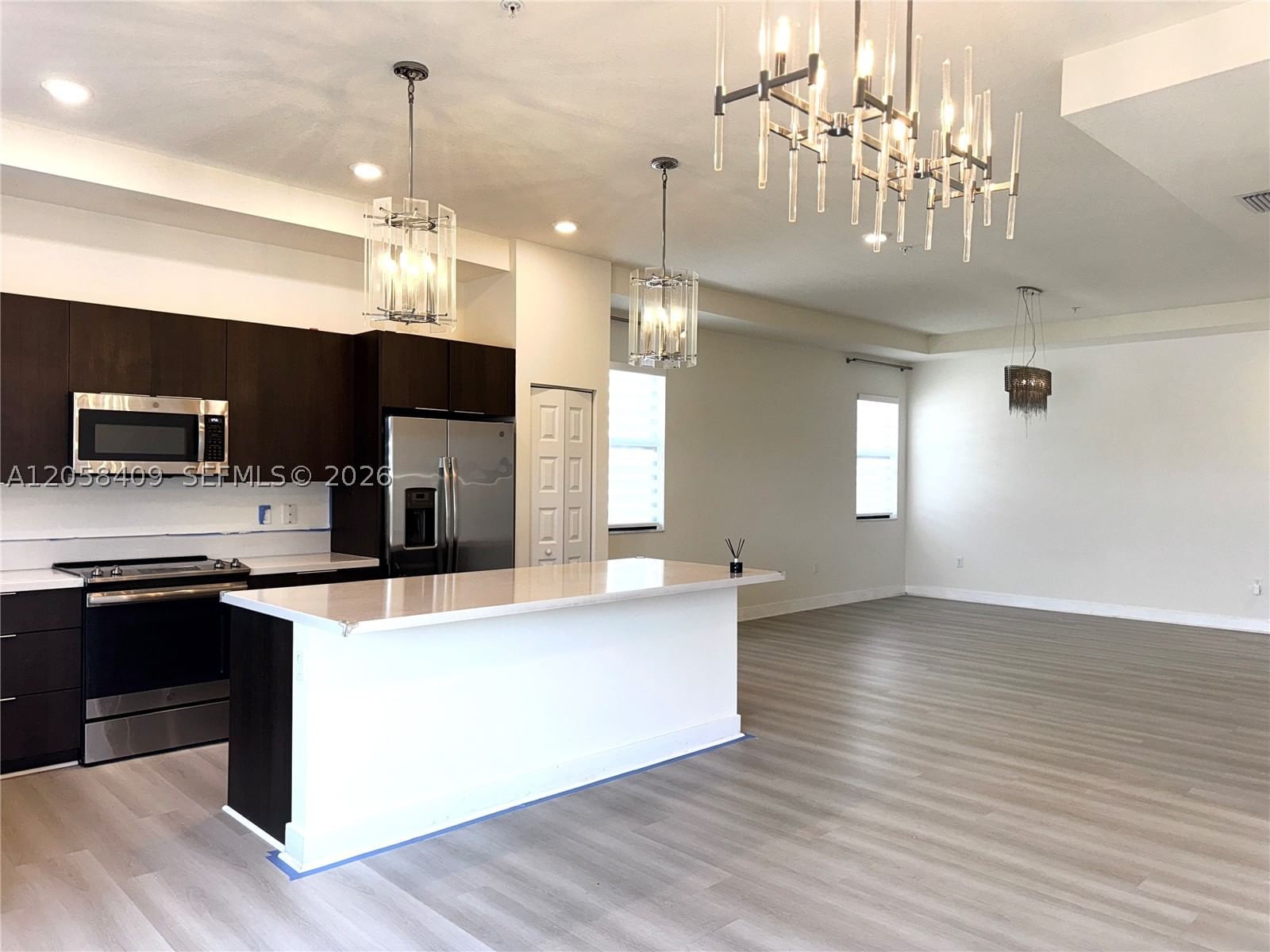 Real estate property located at 10455 82nd St #35, Miami-dade, Highland At Park Central, Doral, FL