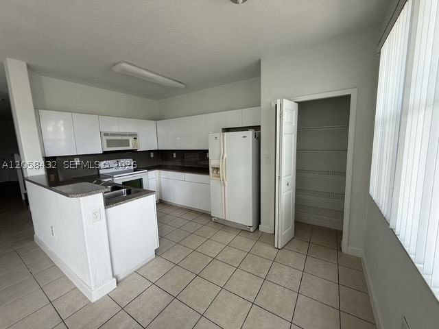 Real estate property located at 11419 76th Ter, Miami-dade, Doral Isles North Sec Two, Doral, FL