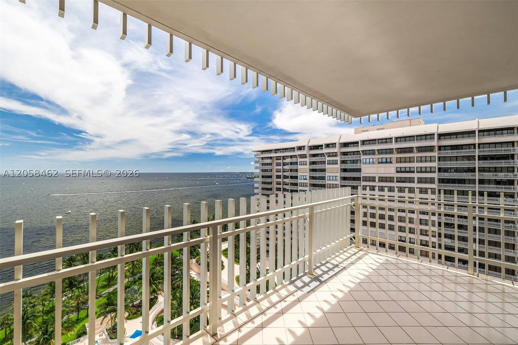 Real estate property located at 2 Grove Isle Dr B1602, Miami-dade, Grove Isle Condo, Miami, FL