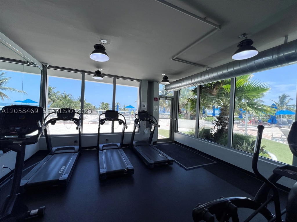 Real estate property located at 100 Lincoln Rd #542, Miami-dade, The Decoplage Condo, Miami Beach, FL
