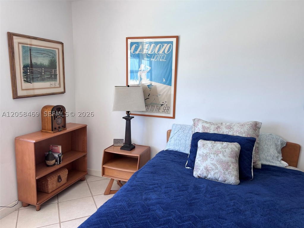 Real estate property located at 100 Lincoln Rd #542, Miami-dade, The Decoplage Condo, Miami Beach, FL