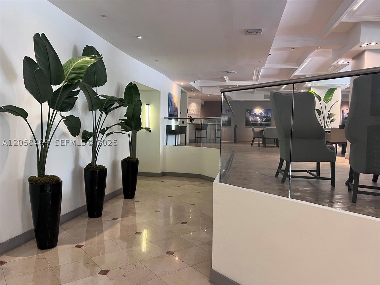 Real estate property located at 100 Lincoln Rd #542, Miami-dade, The Decoplage Condo, Miami Beach, FL
