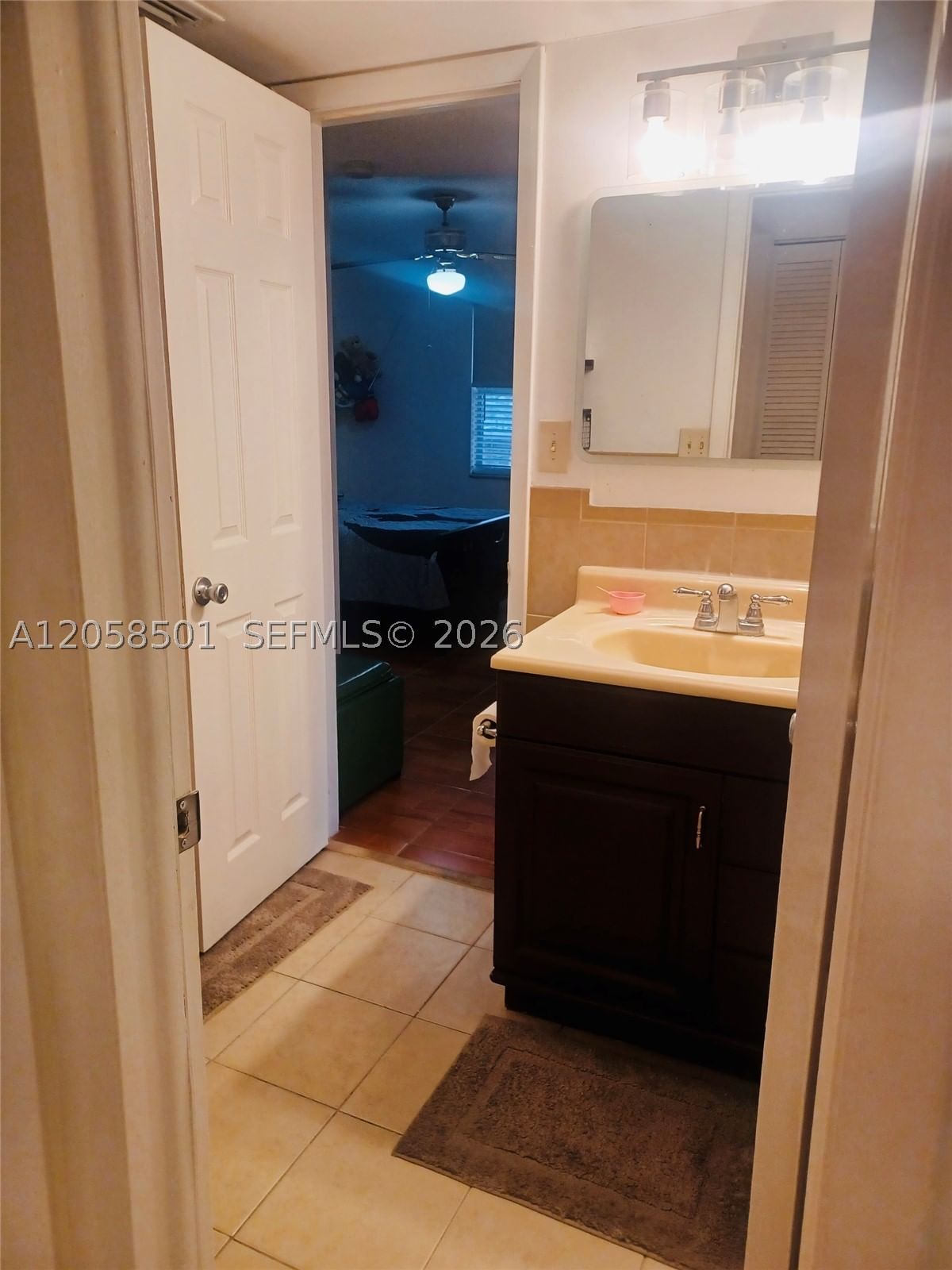 Real estate property located at 3777 78th Ave #8E, Broward, Gateland Village Sec E Co, Davie, FL