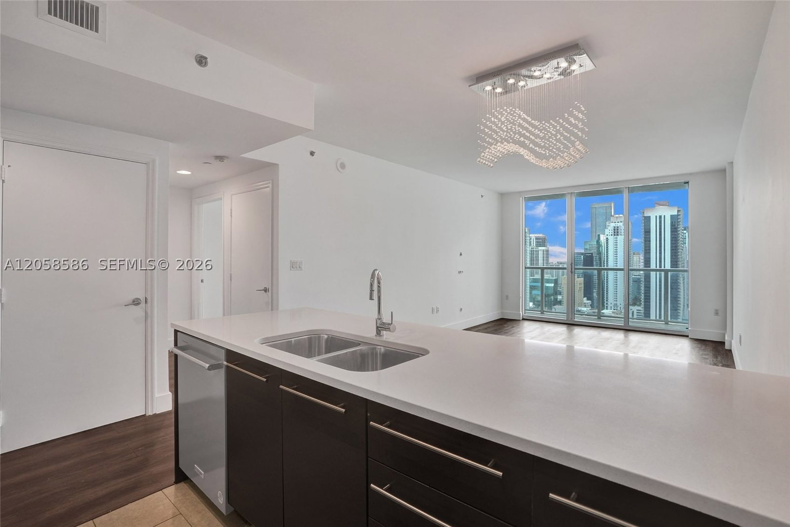 Real estate property located at 55 6th St #3604, Miami-dade, 500 Brickell West Condo, Miami, FL