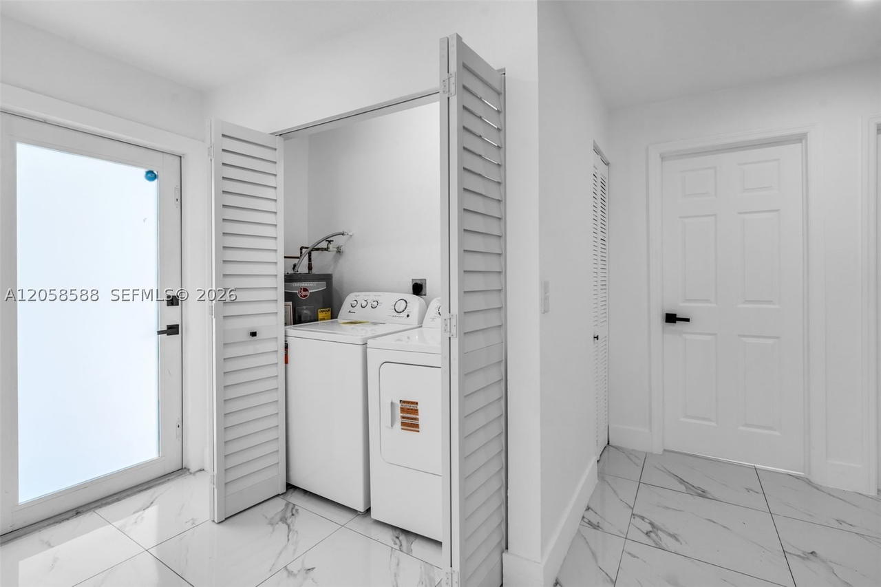 Real estate property located at 19131 33rd Ct, Miami-dade, Golden Gardens Sec 6, Miami Gardens, FL