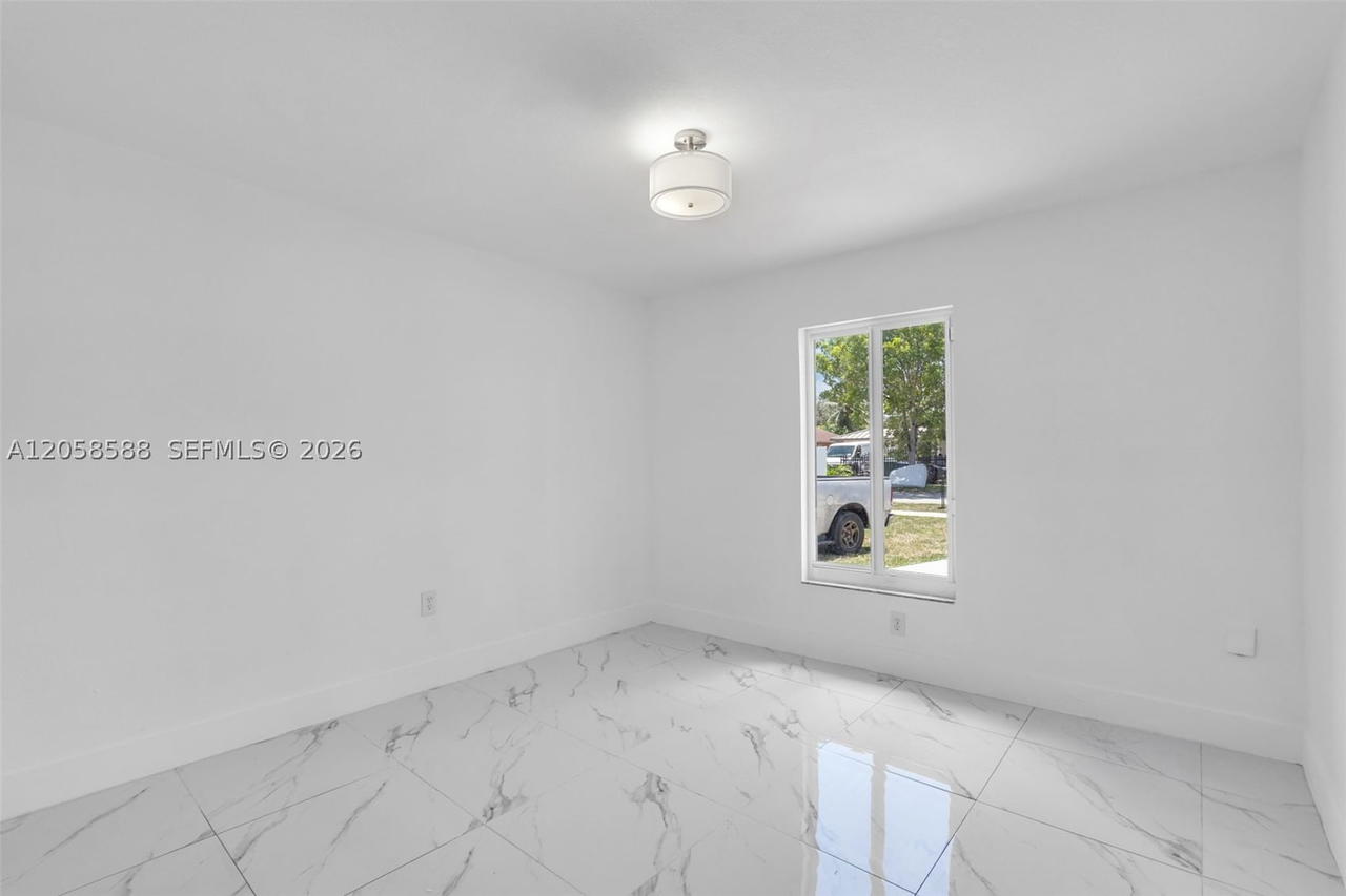 Real estate property located at 19131 33rd Ct, Miami-dade, Golden Gardens Sec 6, Miami Gardens, FL