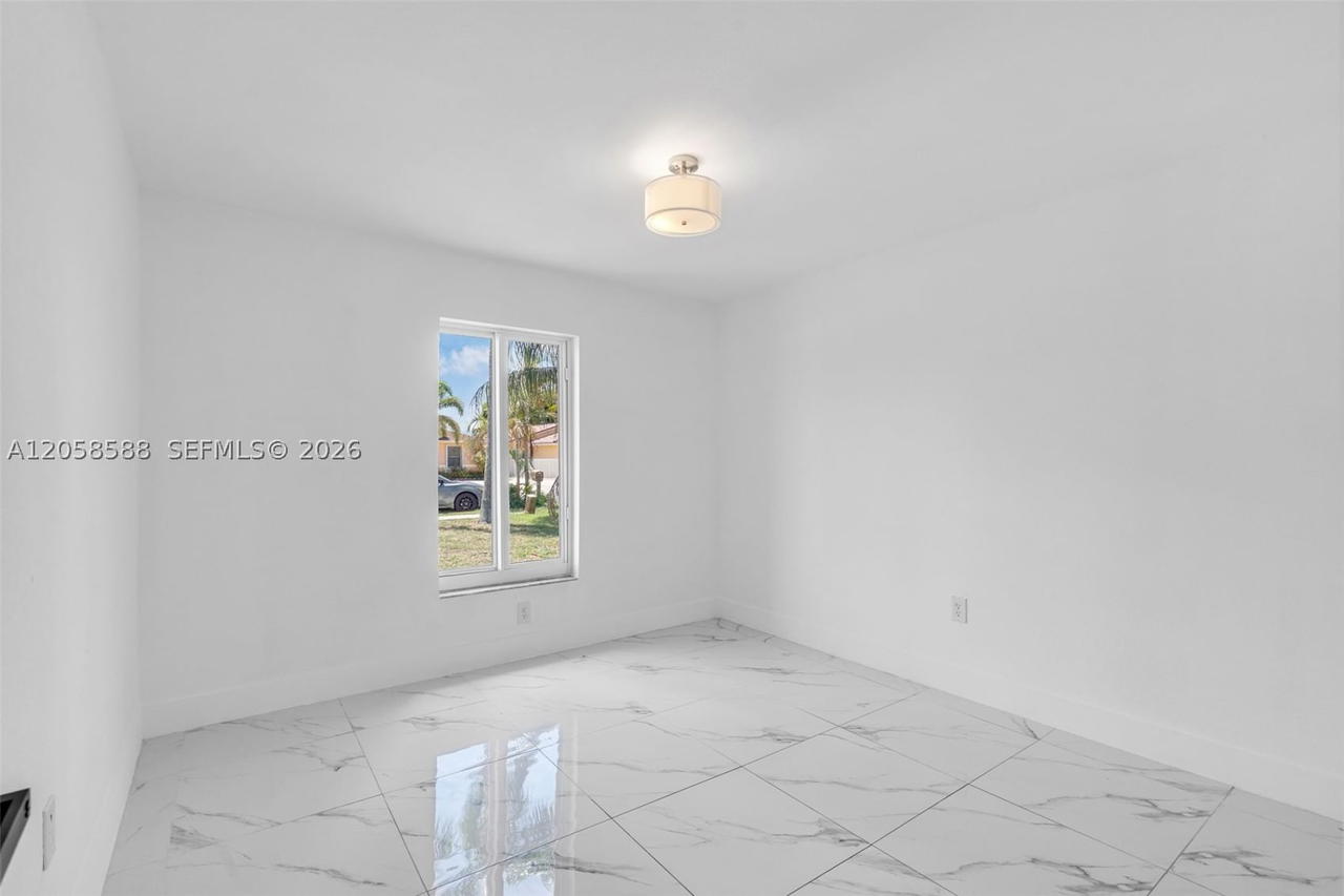 Real estate property located at 19131 33rd Ct, Miami-dade, Golden Gardens Sec 6, Miami Gardens, FL