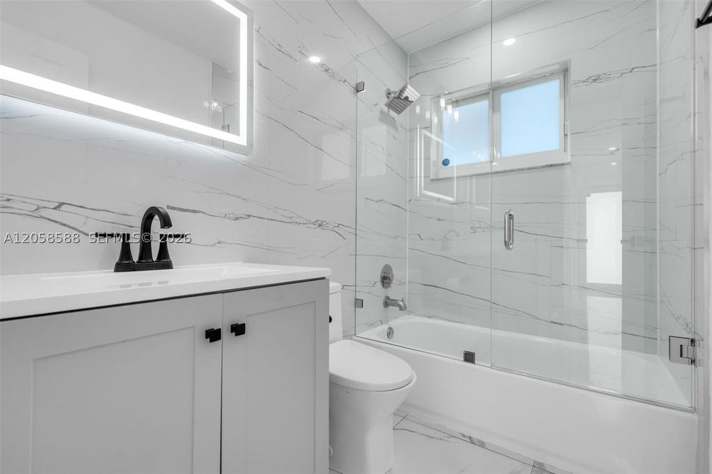 Real estate property located at 19131 33rd Ct, Miami-dade, Golden Gardens Sec 6, Miami Gardens, FL