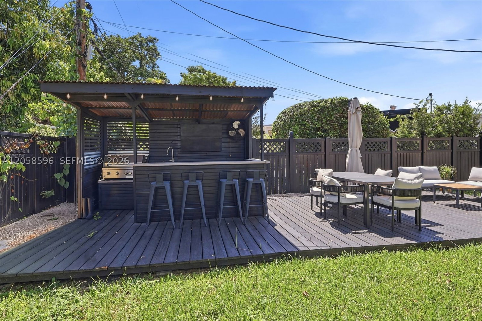 Real estate property located at 6321 21st St, Miami-dade, Gables View, Miami, FL