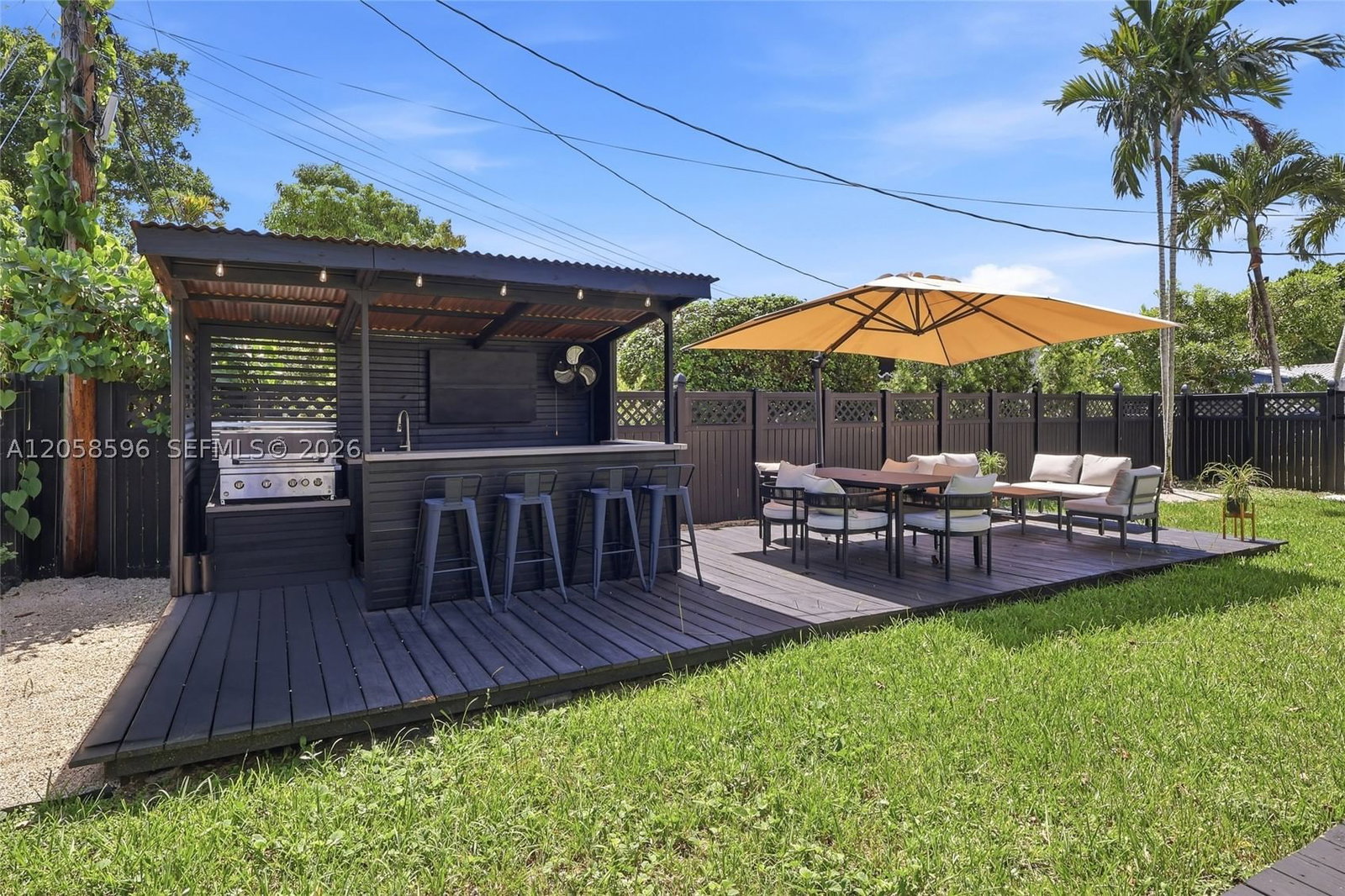 Real estate property located at 6321 21st St, Miami-dade, Gables View, Miami, FL