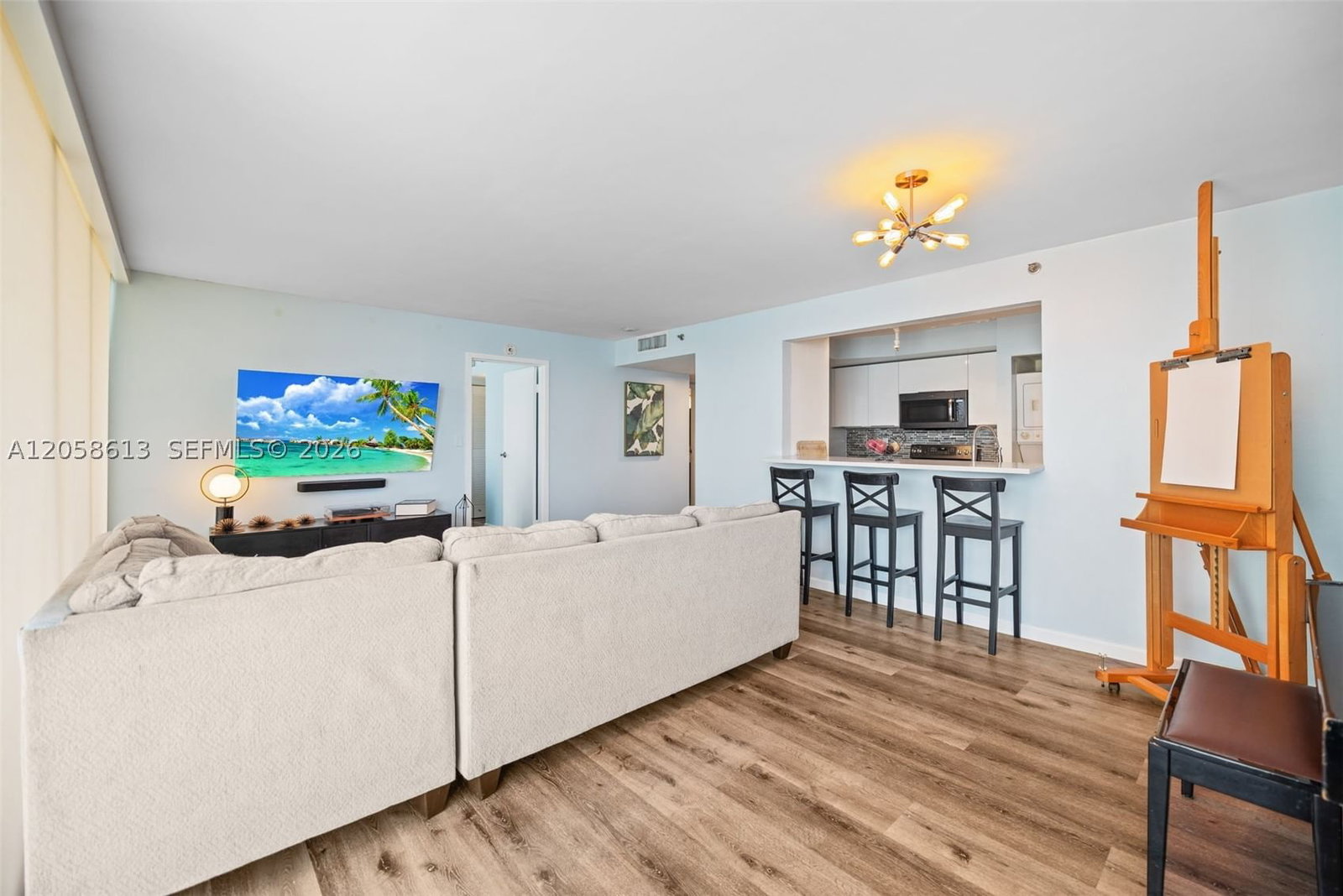 Real estate property located at 7601 Treasure Dr #2124, Miami-dade, The Grandview Palace Cond, North Bay Village, FL