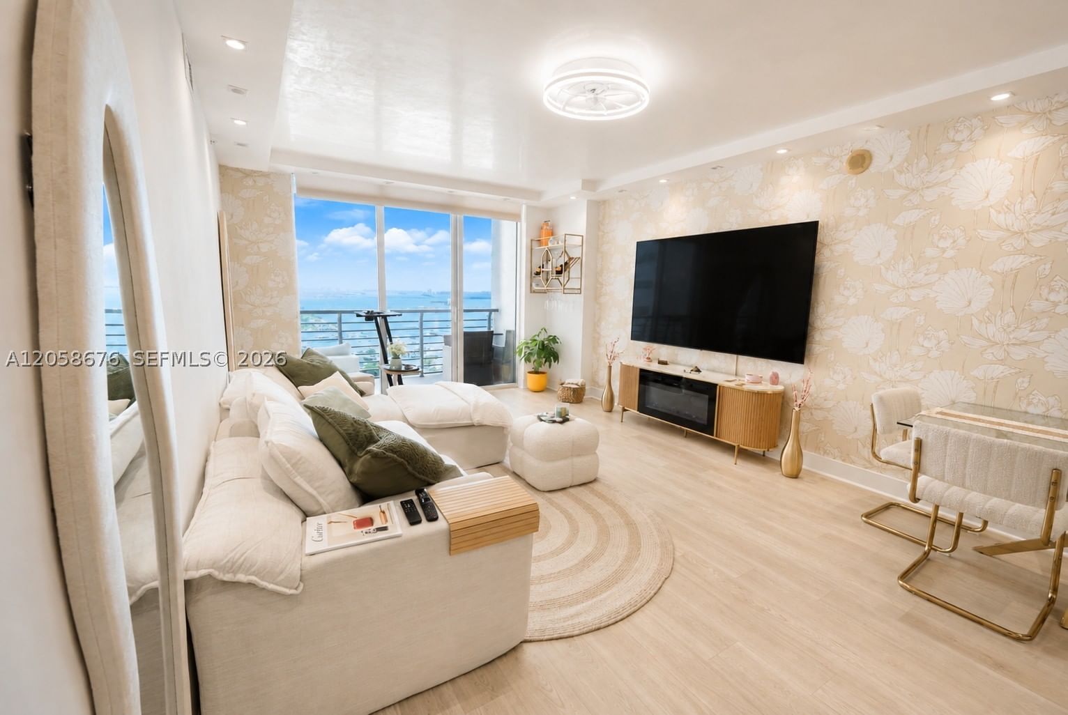 Real estate property located at 325 Biscayne Blvd #3314, Miami-dade, One Miami West Condo, Miami, FL