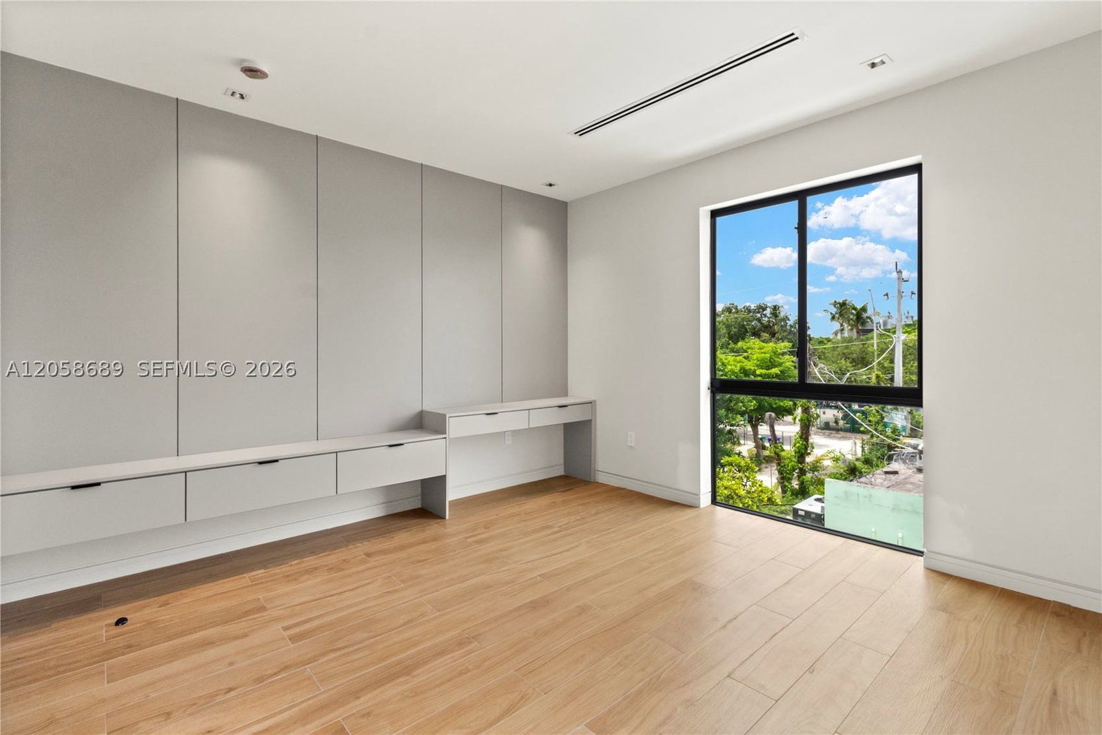 Real estate property located at 420 62nd St B, Miami-dade, North Gate, Miami, FL