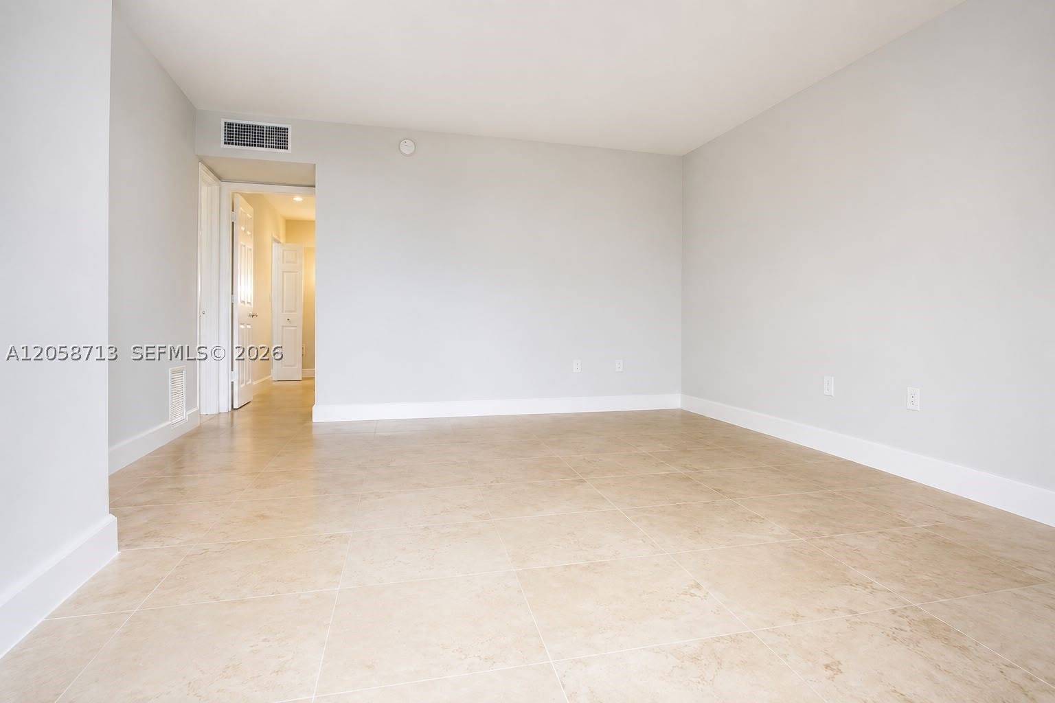 Real estate property located at 12590 16th Ave #605, Miami-dade, 12590 Coronado Towers Con, North Miami, FL
