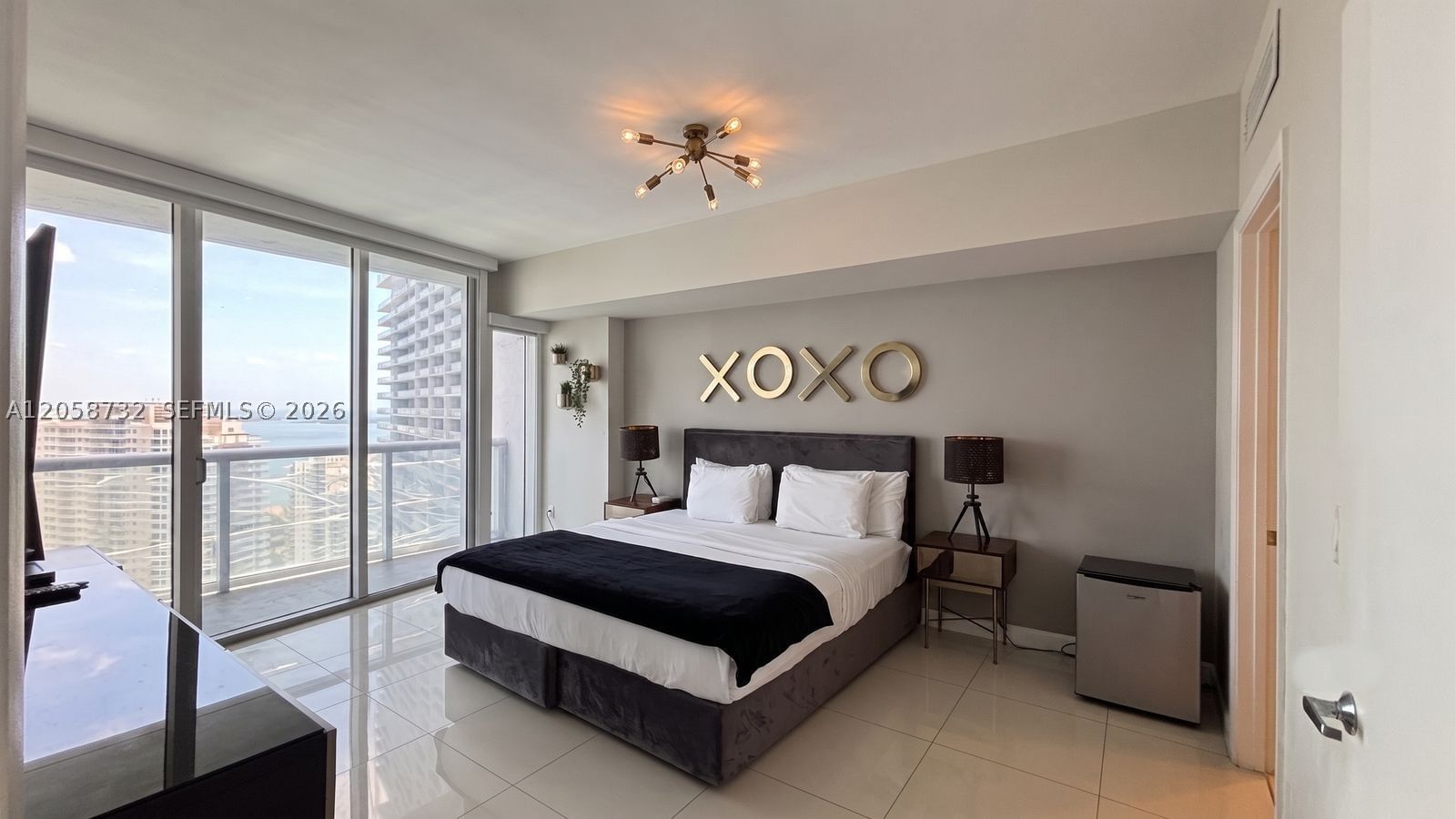 Real estate property located at 485 Brickell Ave #3401, Miami-dade, Icon Brickell Condo No 3, Miami, FL