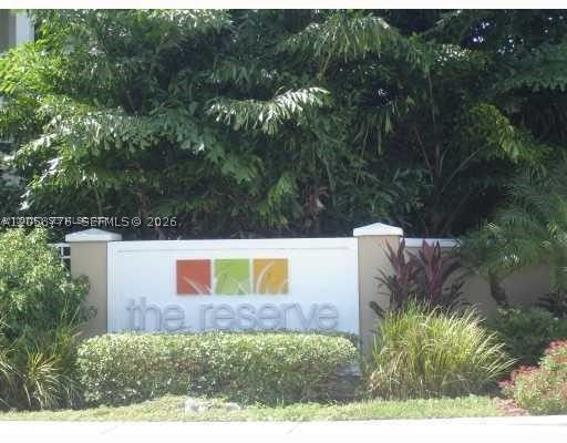 Real estate property located at 10770 74th Ln, Miami-dade, Reserve At Doral East, Doral, FL