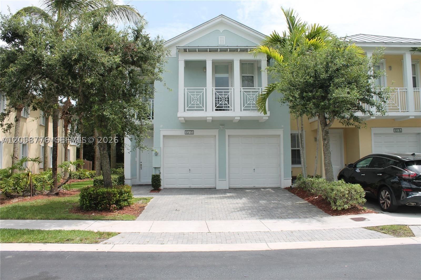 Real estate property located at 10770 74th Ln, Miami-dade, Reserve At Doral East, Doral, FL