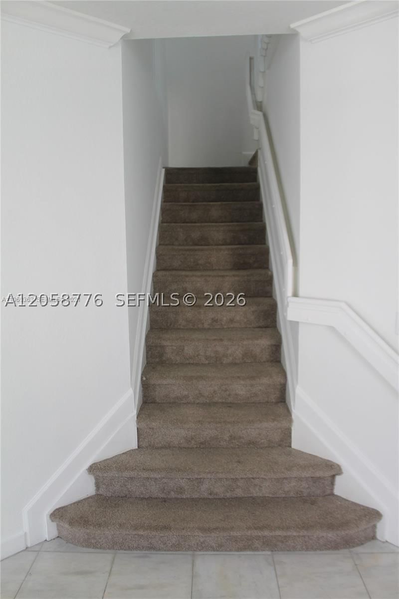Real estate property located at 10770 74th Ln, Miami-dade, Reserve At Doral East, Doral, FL