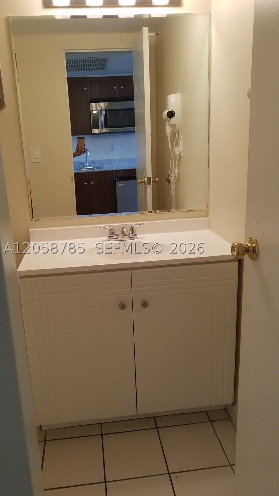 Real estate property located at 19201 Collins Ave #429, Miami-dade, The Aventura Beach Club C, Sunny Isles Beach, FL