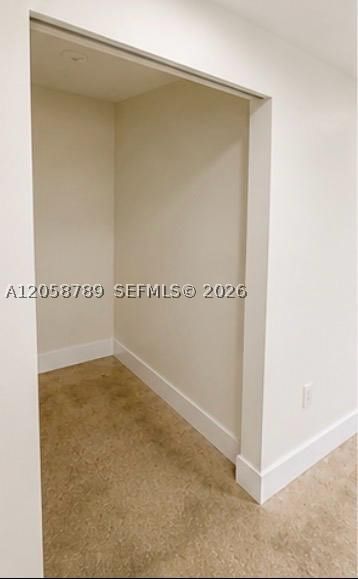 Real estate property located at 15410 82nd Ln #821, Miami-dade, Continuum Condo Ph Ii, Miami, FL