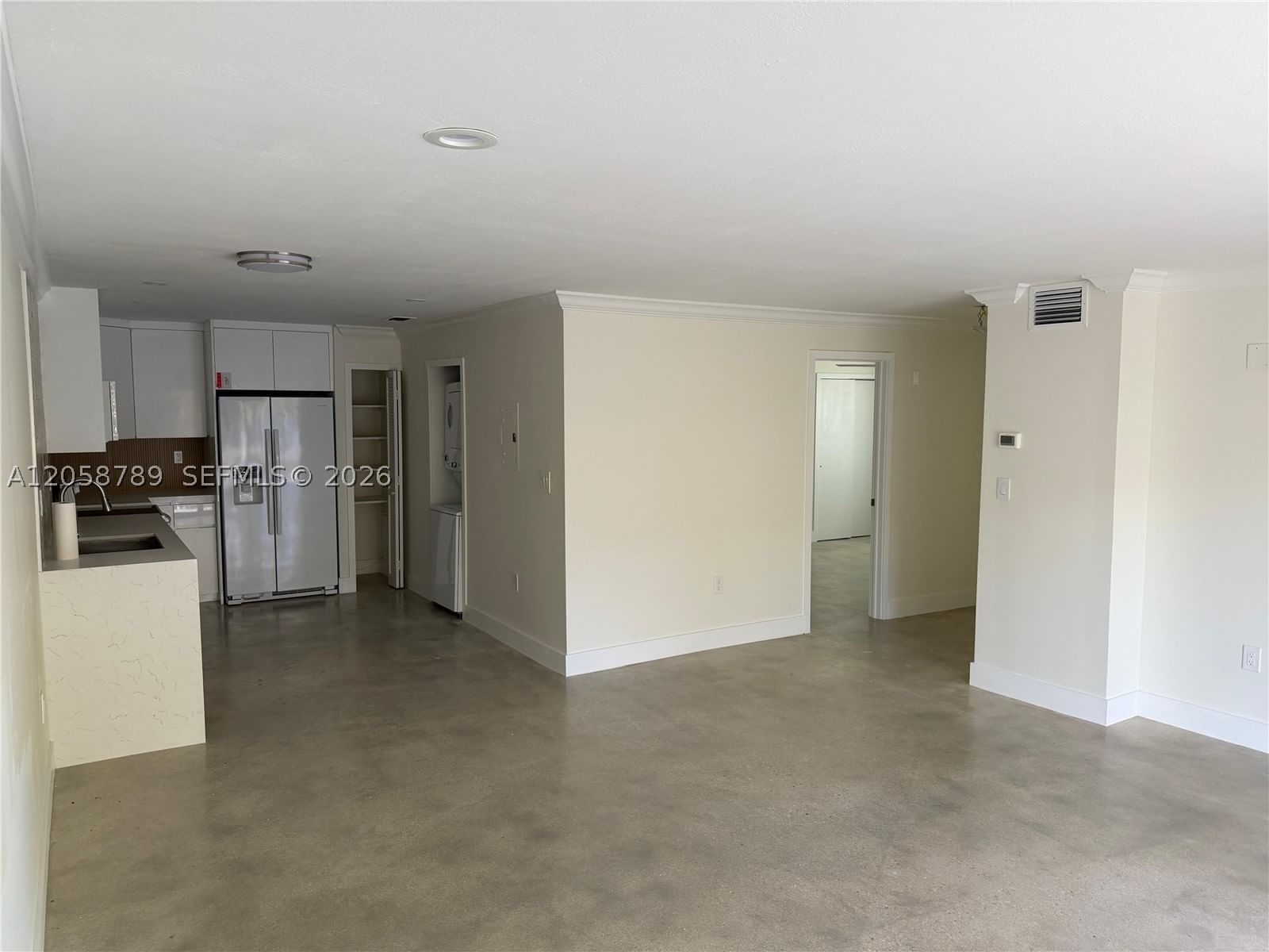 Real estate property located at 15410 82nd Ln #821, Miami-dade, Continuum Condo Ph Ii, Miami, FL