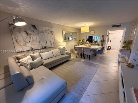 Real estate property located at 1252 Military Trl #1415, Broward, Villas At Meadow Lakes Co, Deerfield Beach, FL