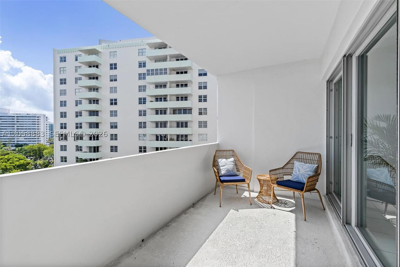 Real estate property located at 3 Island Ave #09L, Miami-dade, Belle Isle, Miami Beach, FL