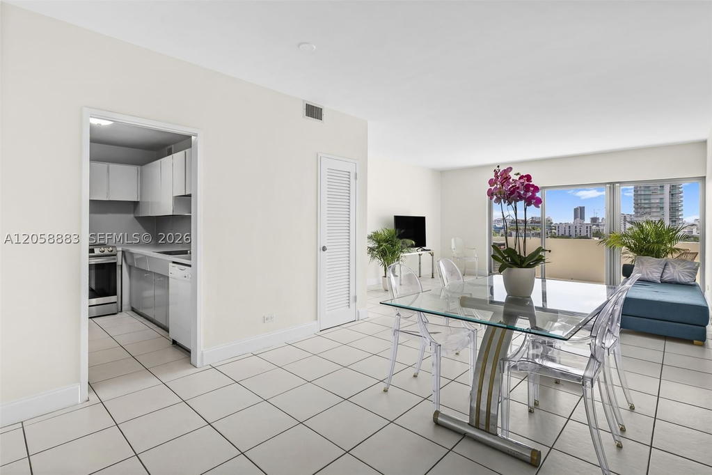 Real estate property located at 3 Island Ave #09L, Miami-dade, Belle Isle, Miami Beach, FL