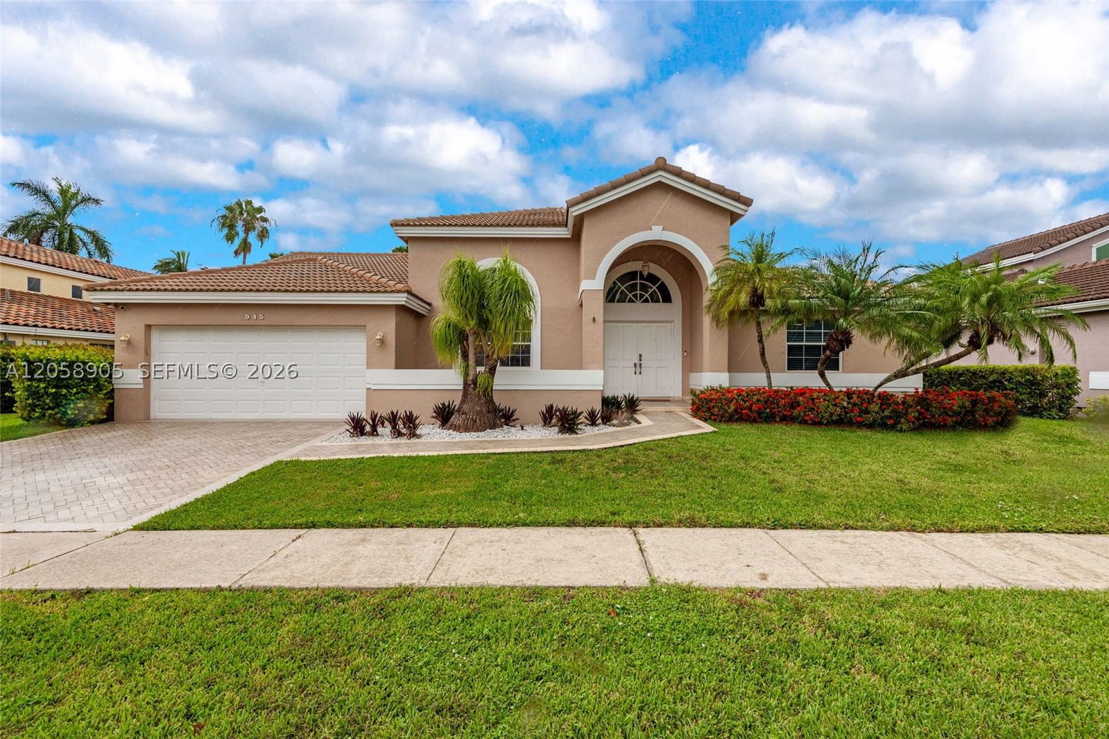 Real estate property located at 945 202nd Ave, Broward, Preserve At Chapel Trail, Pembroke Pines, FL
