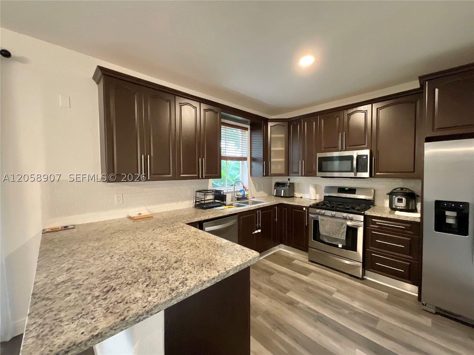 Real estate property located at 11320 43rd Ter, Miami-dade, Balmoral Sub Phase I, Doral, FL