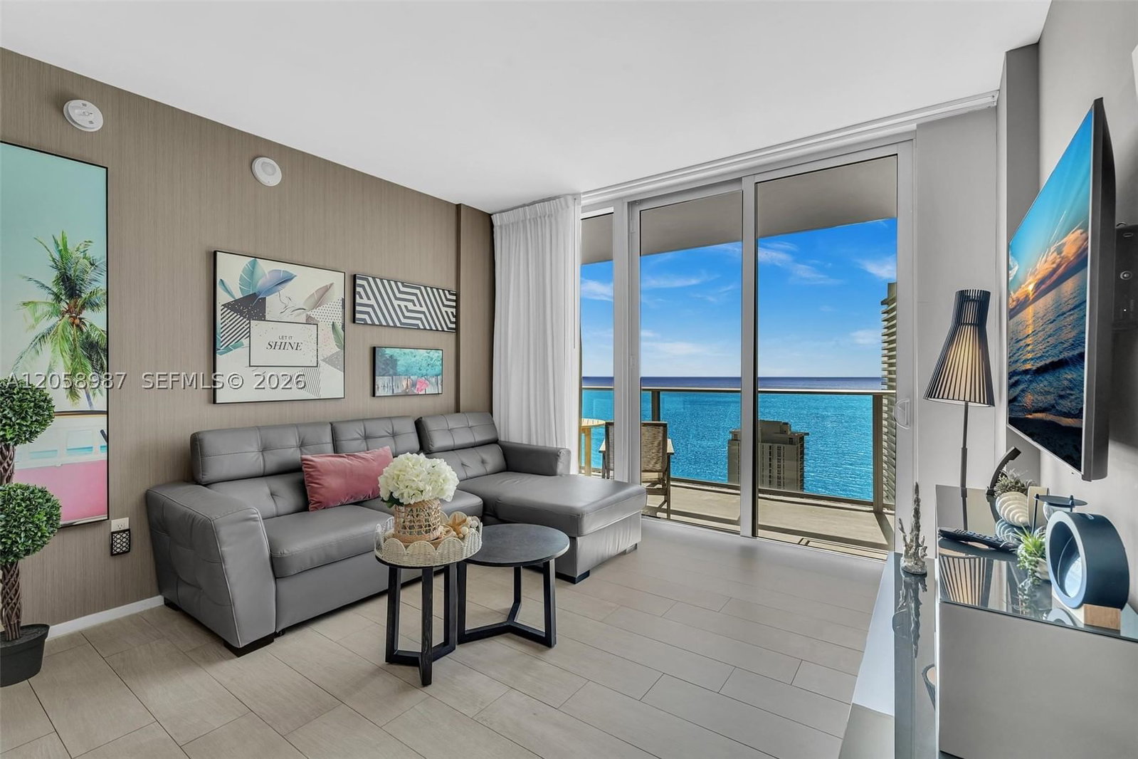 Real estate property located at 4010 Ocean Dr R3305, Broward, 4010 South Ocean Condo, Hollywood, FL
