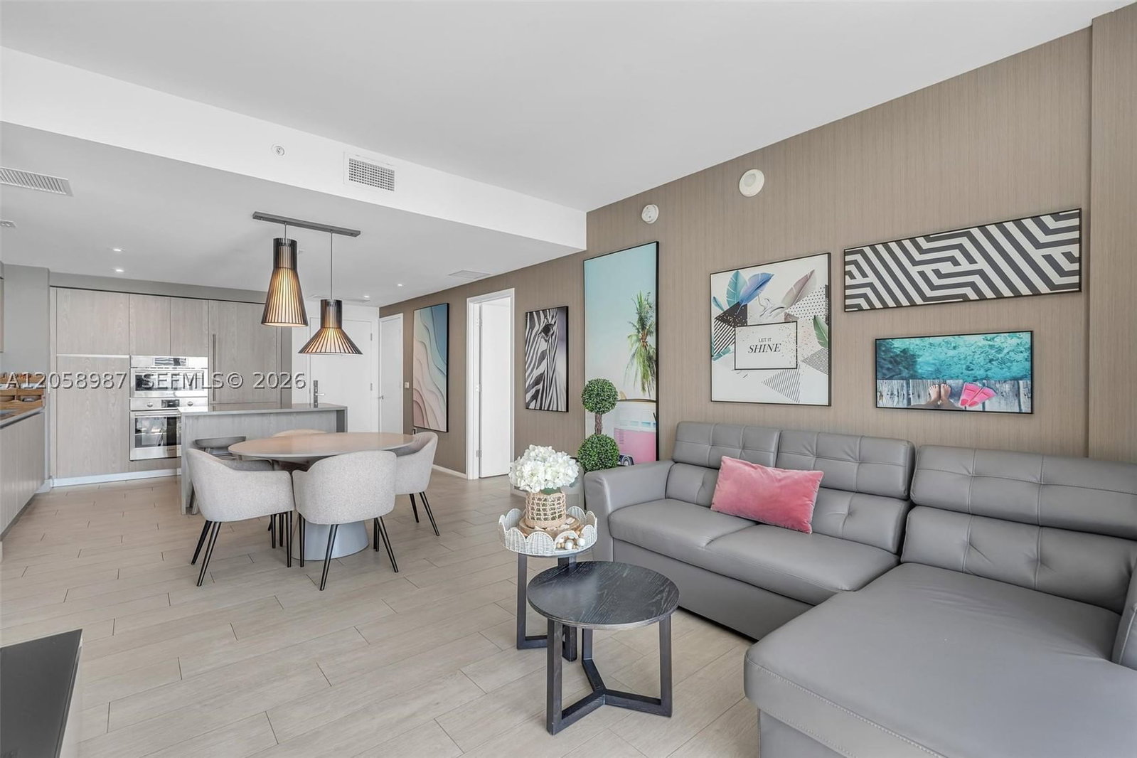 Real estate property located at 4010 Ocean Dr R3305, Broward, 4010 South Ocean Condo, Hollywood, FL