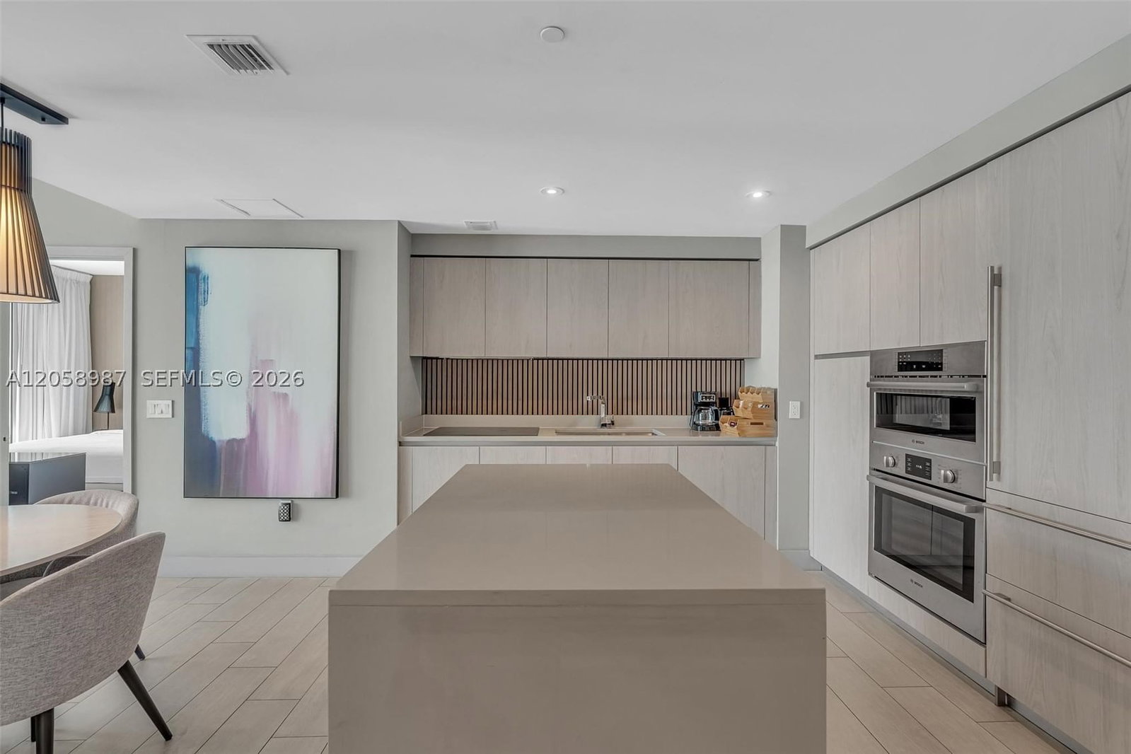 Real estate property located at 4010 Ocean Dr R3305, Broward, 4010 South Ocean Condo, Hollywood, FL