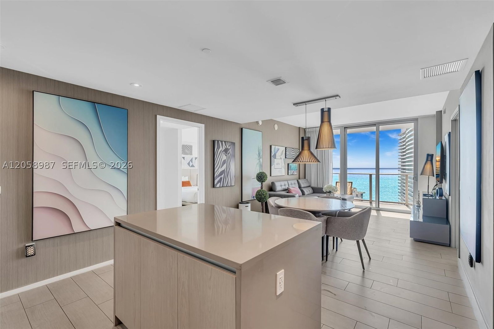 Real estate property located at 4010 Ocean Dr R3305, Broward, 4010 South Ocean Condo, Hollywood, FL