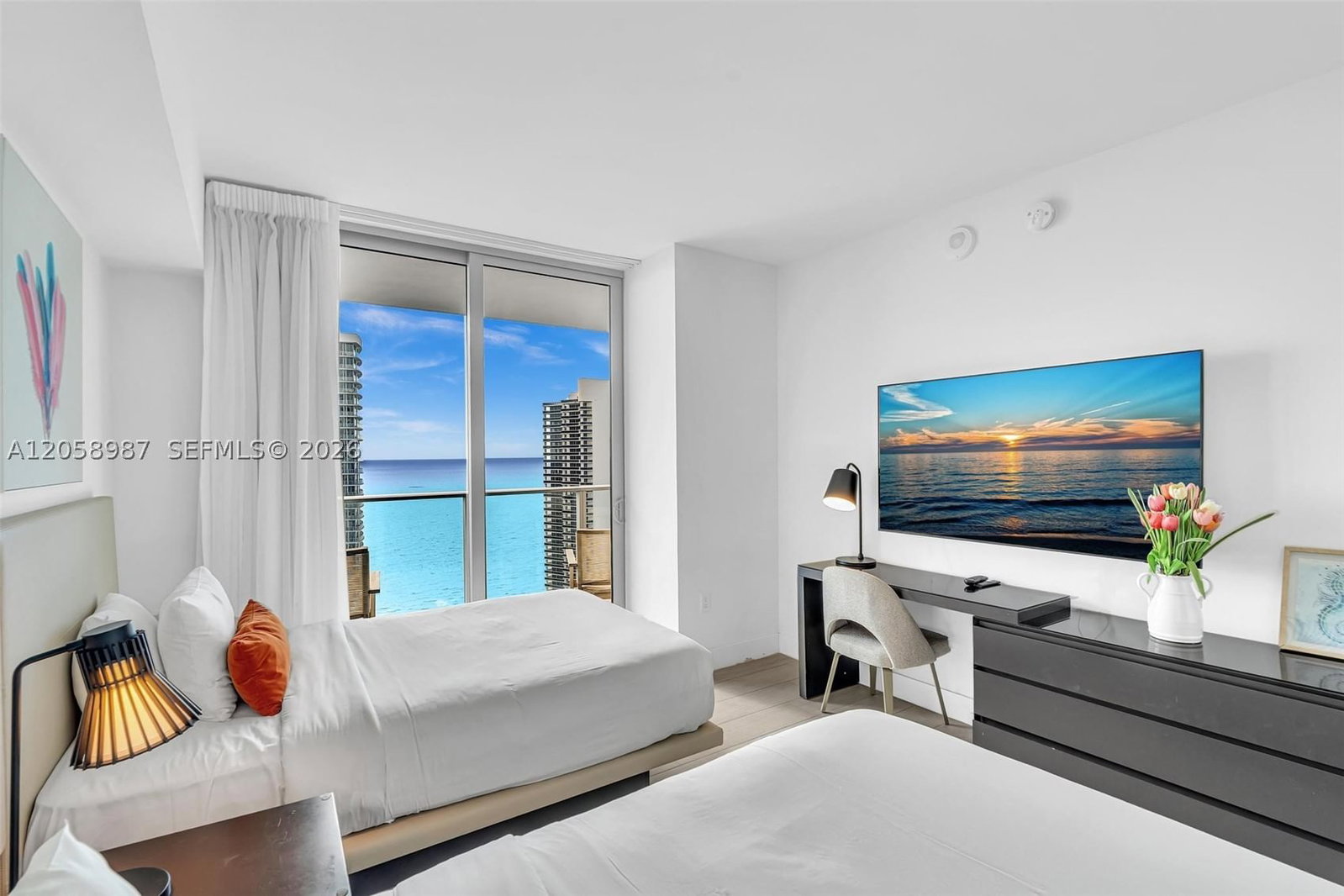 Real estate property located at 4010 Ocean Dr R3305, Broward, 4010 South Ocean Condo, Hollywood, FL
