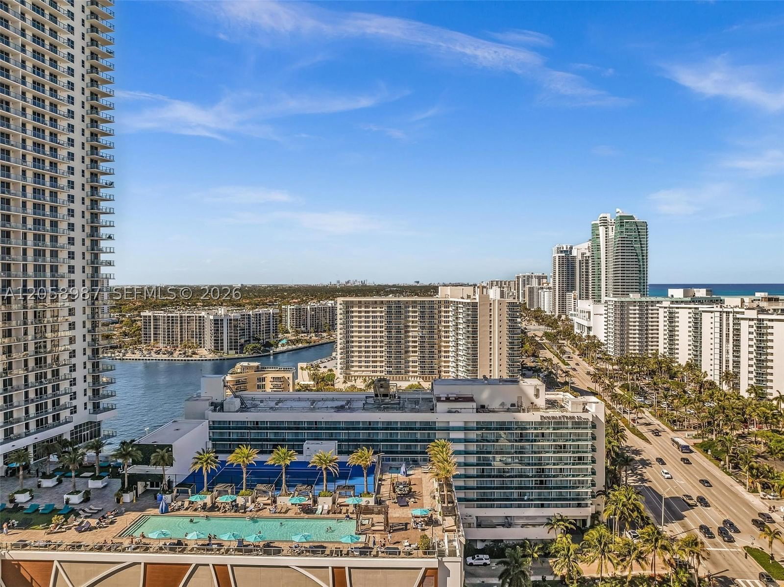 Real estate property located at 4010 Ocean Dr R3305, Broward, 4010 South Ocean Condo, Hollywood, FL