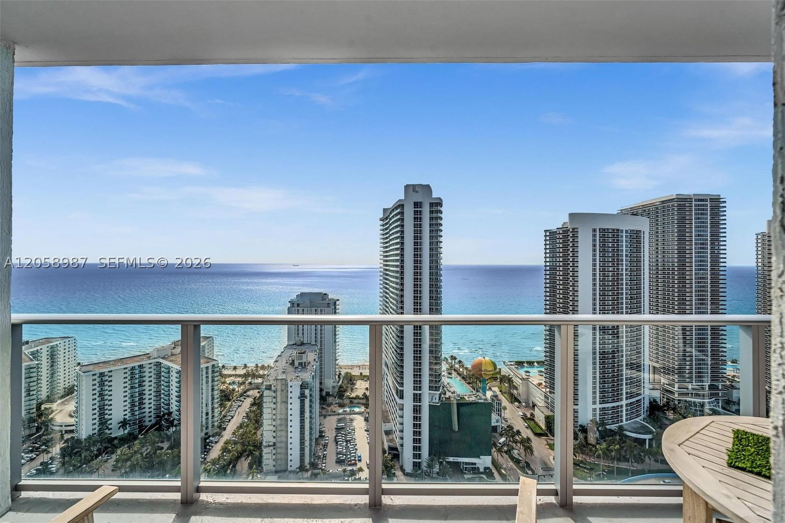 Real estate property located at 4010 Ocean Dr R3305, Broward, 4010 South Ocean Condo, Hollywood, FL