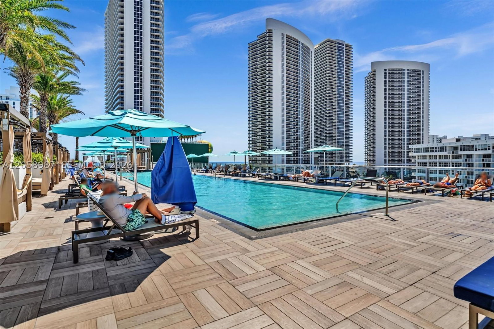 Real estate property located at 4010 Ocean Dr R3305, Broward, 4010 South Ocean Condo, Hollywood, FL